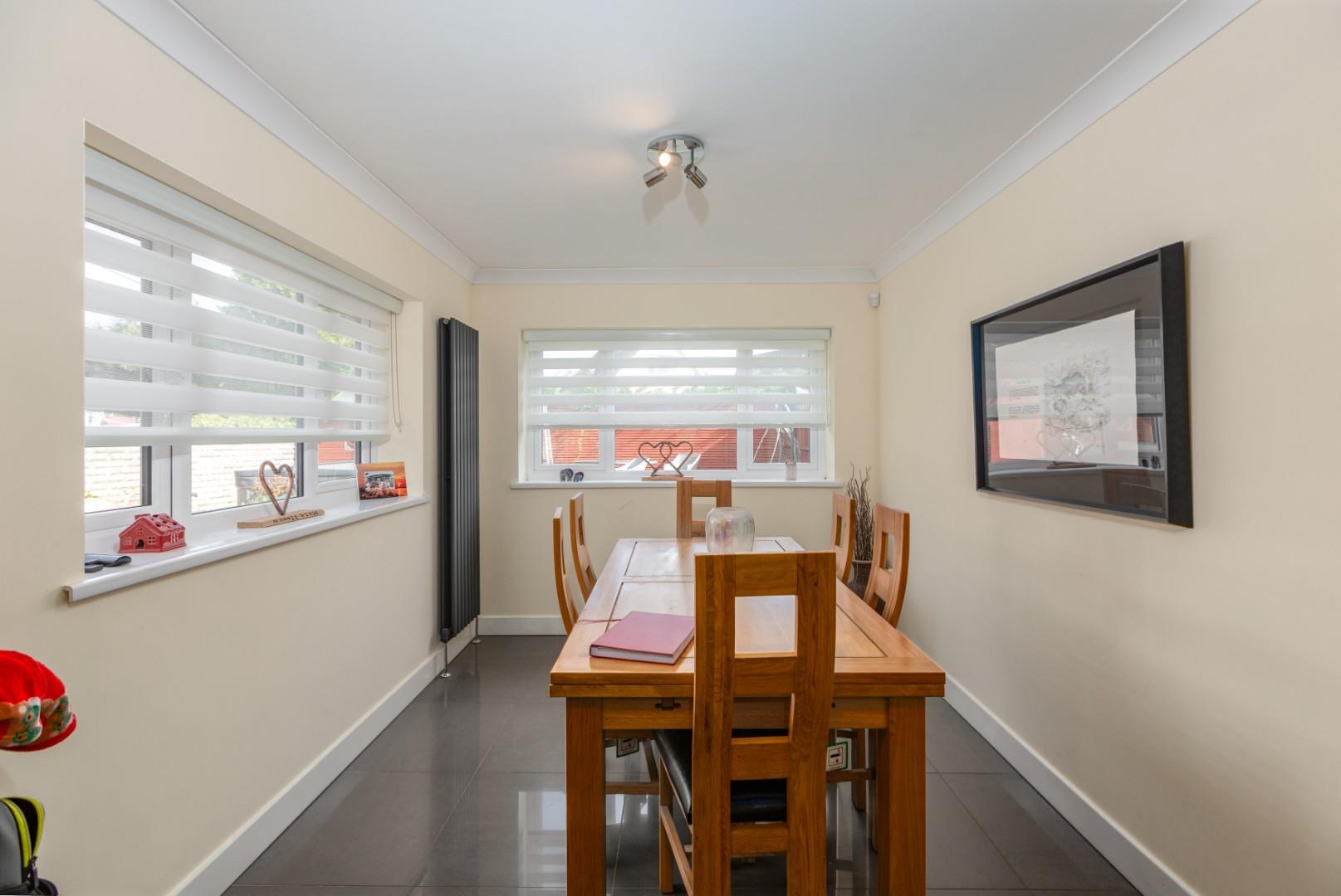 Murton Lane, Newton, Swansea, SA3 4TR